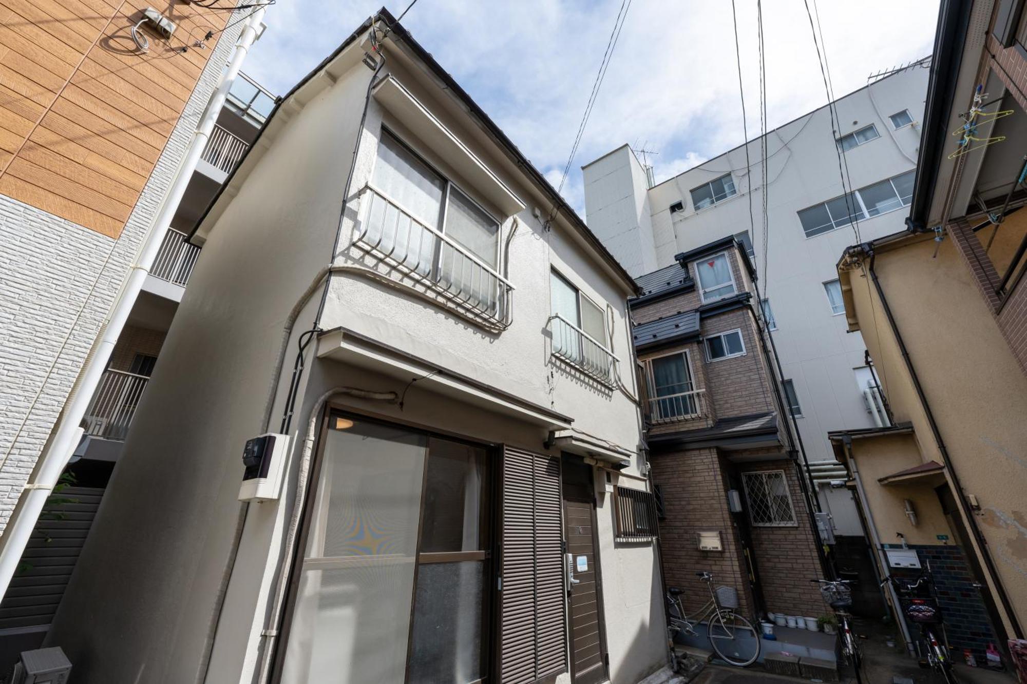 一棟貸切宿, 東京一之江ハウス6名定員, 秋葉原19分,新宿30分,Wifi有, ディズニータクシー20分3000円,駐車場ありません Tokyo Esterno foto
